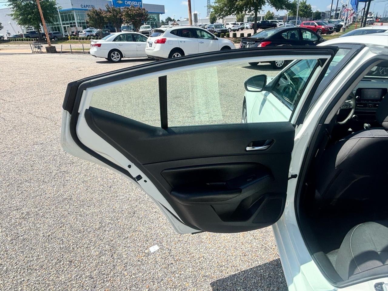 Nissan Altima  2022