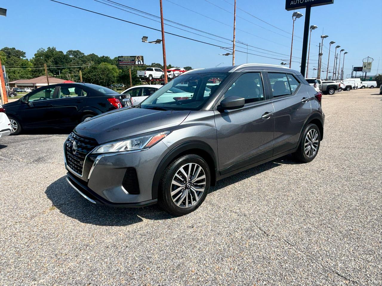Nissan Kicks  2023