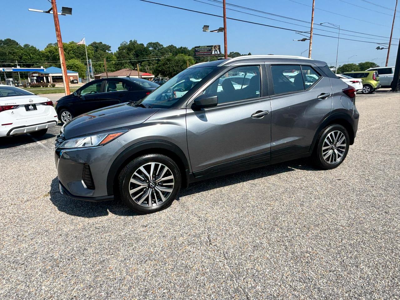Nissan Kicks  2023