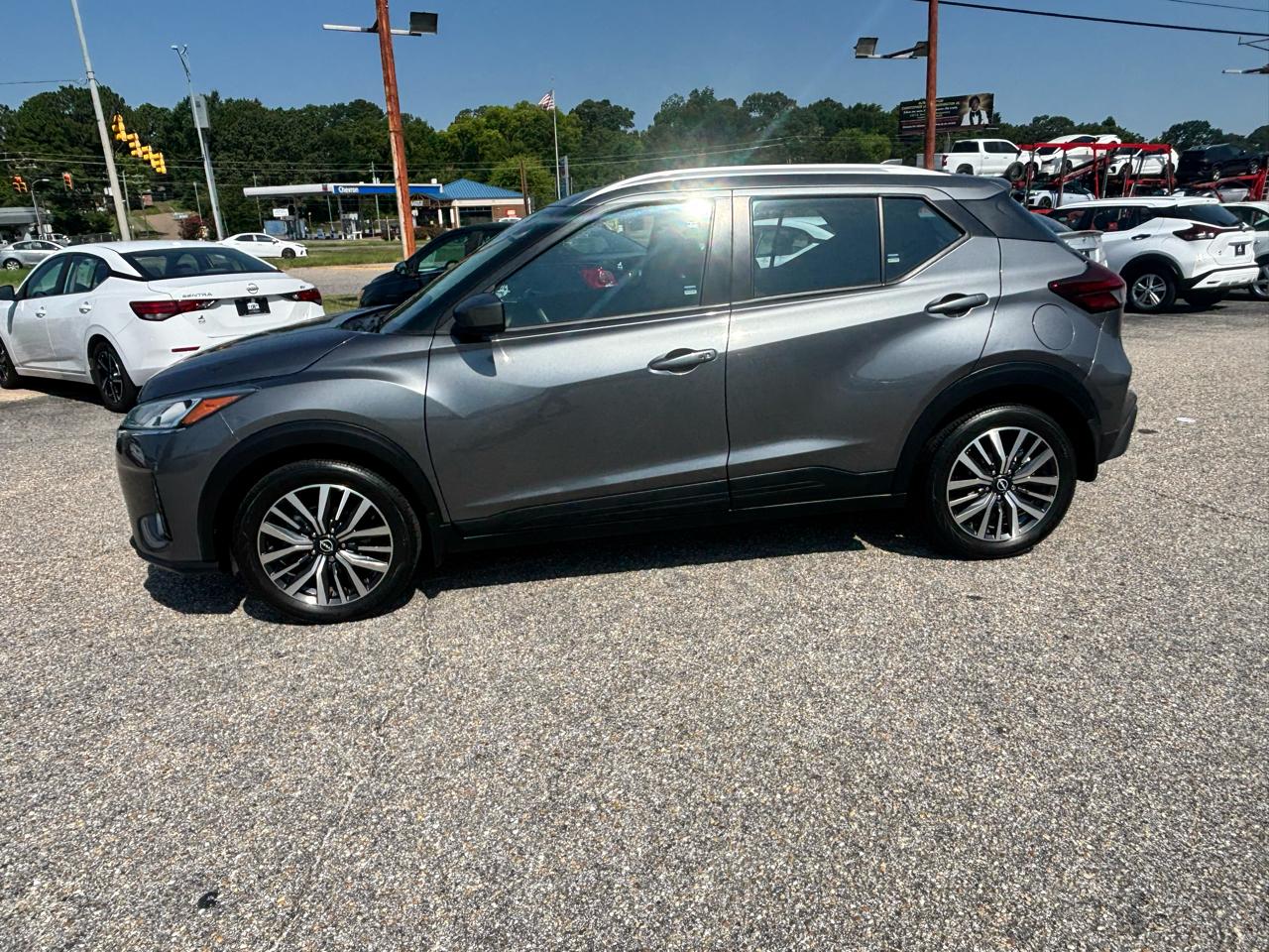 Nissan Kicks  2023
