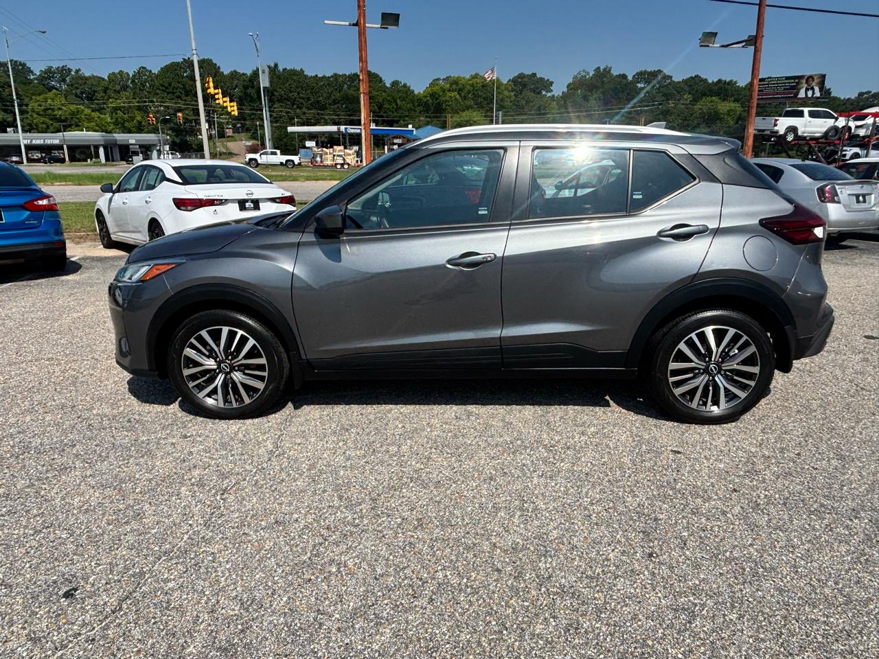 Nissan Kicks  2023