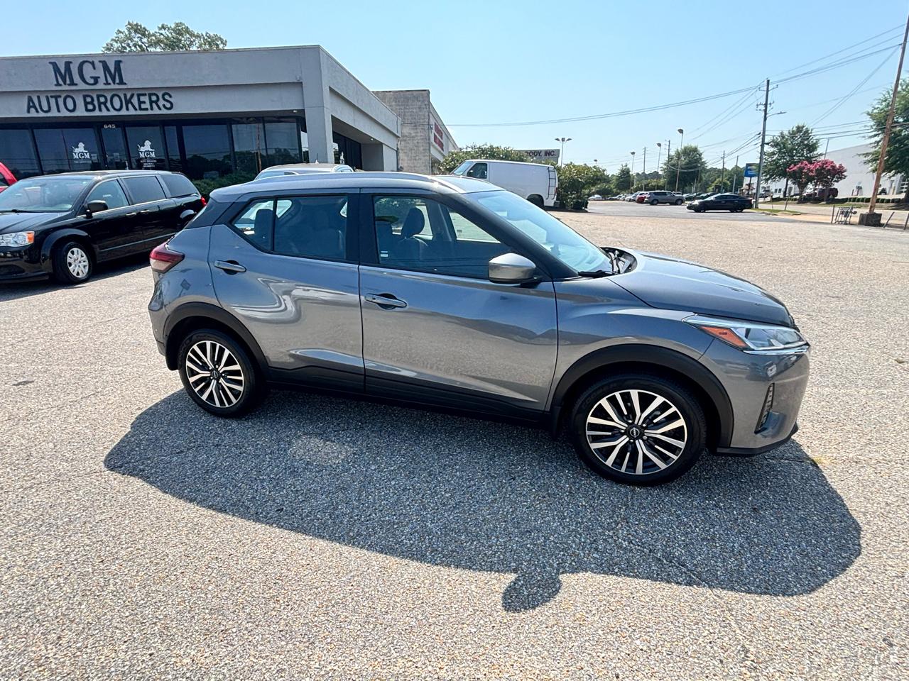 Nissan Kicks  2023