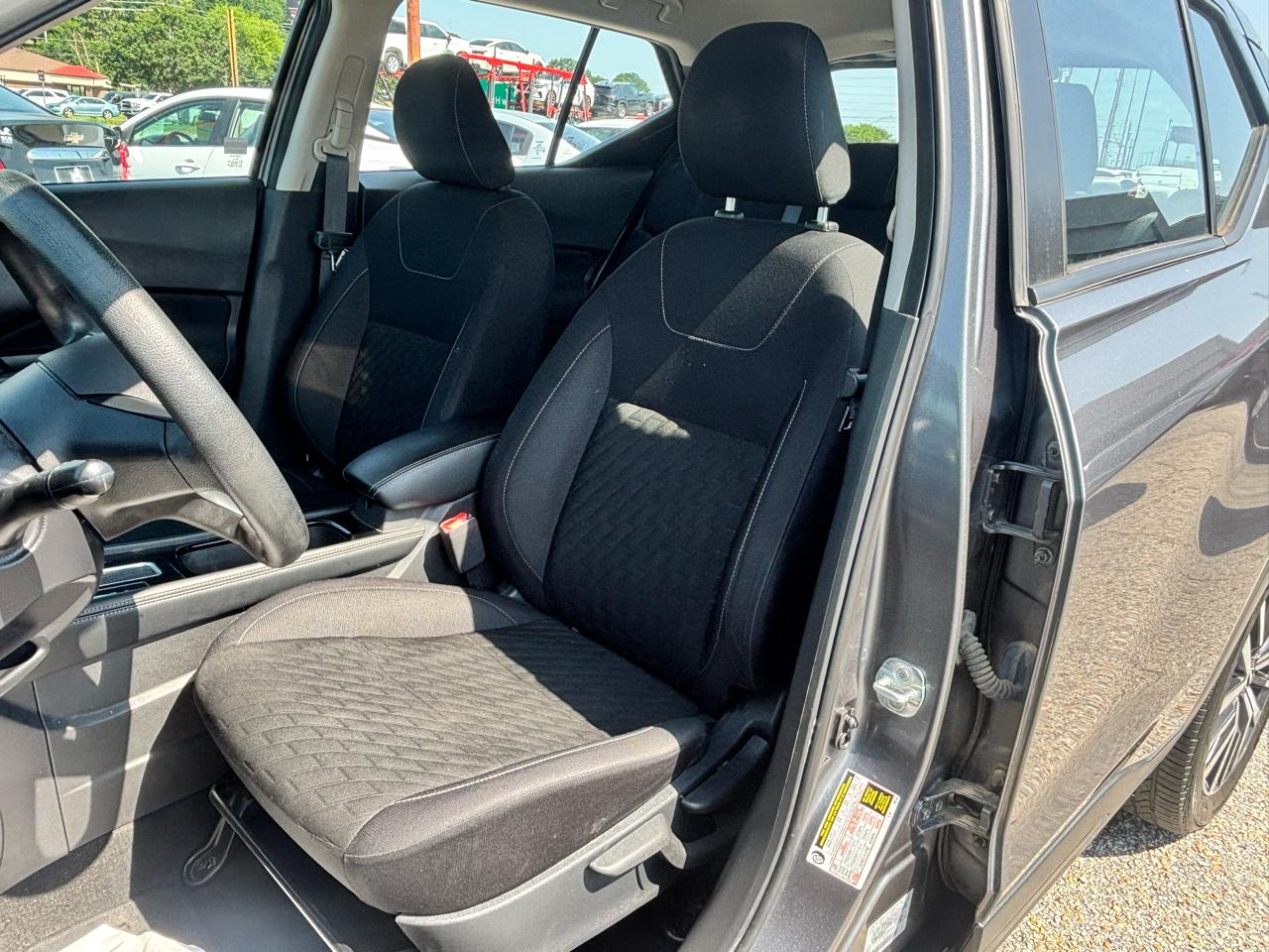 Nissan Kicks  2023