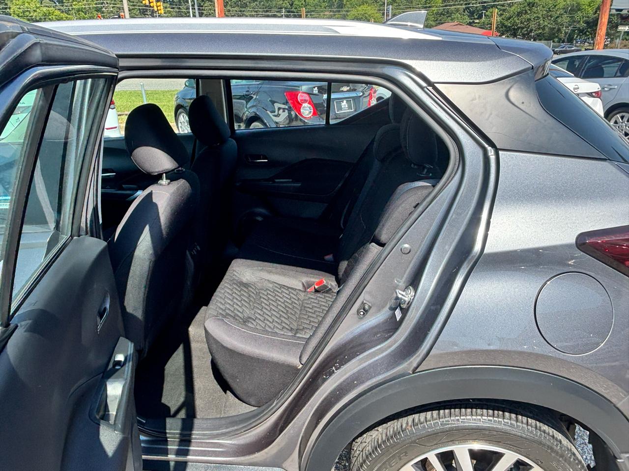 Nissan Kicks  2023