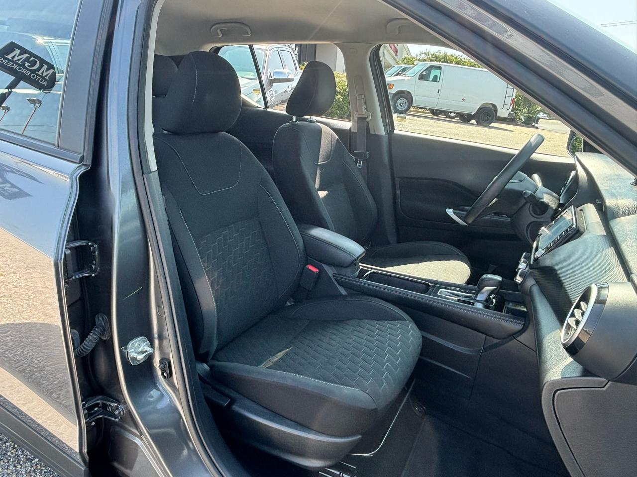 Nissan Kicks  2023