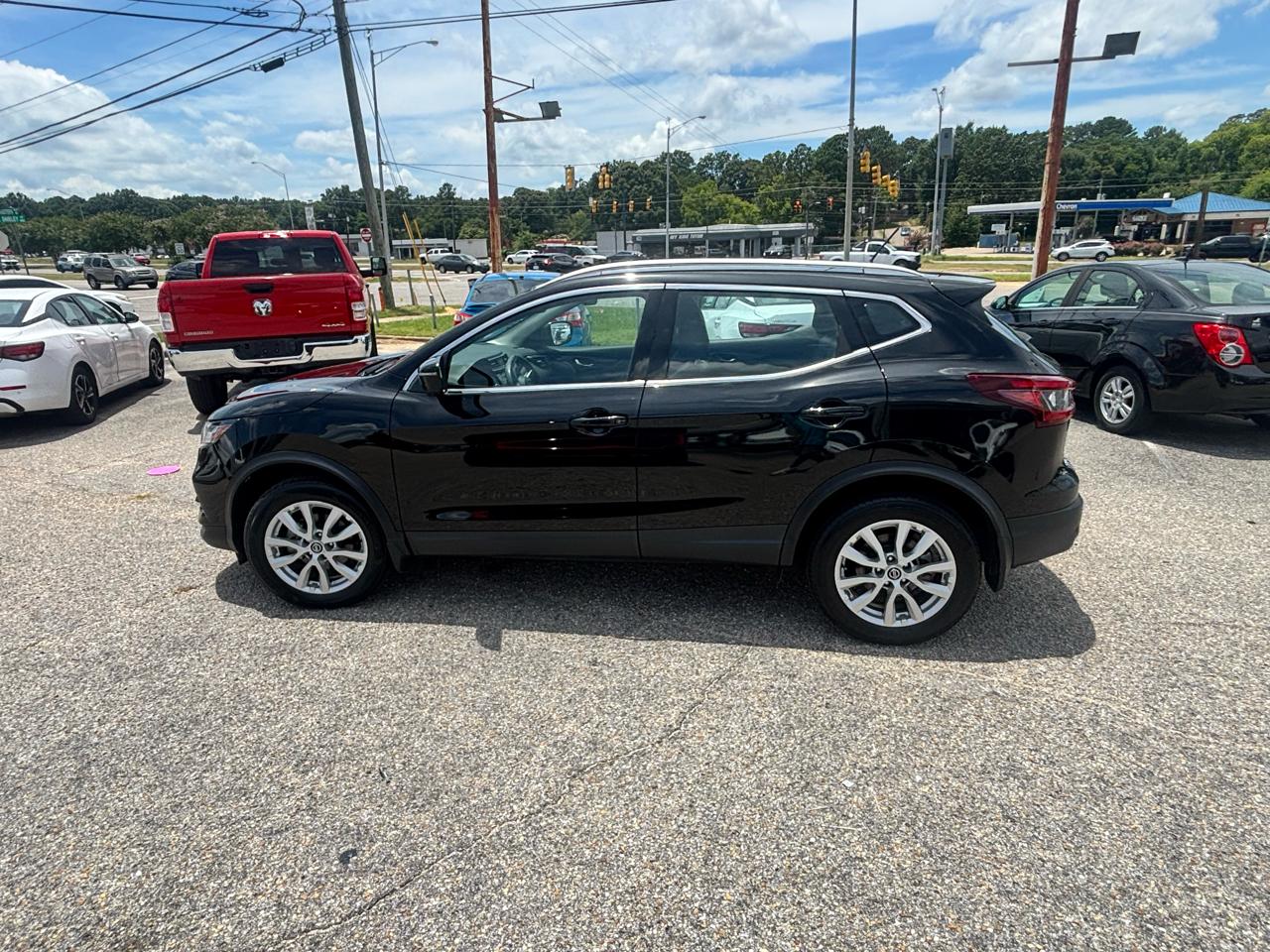 Nissan Rogue Sport  2022