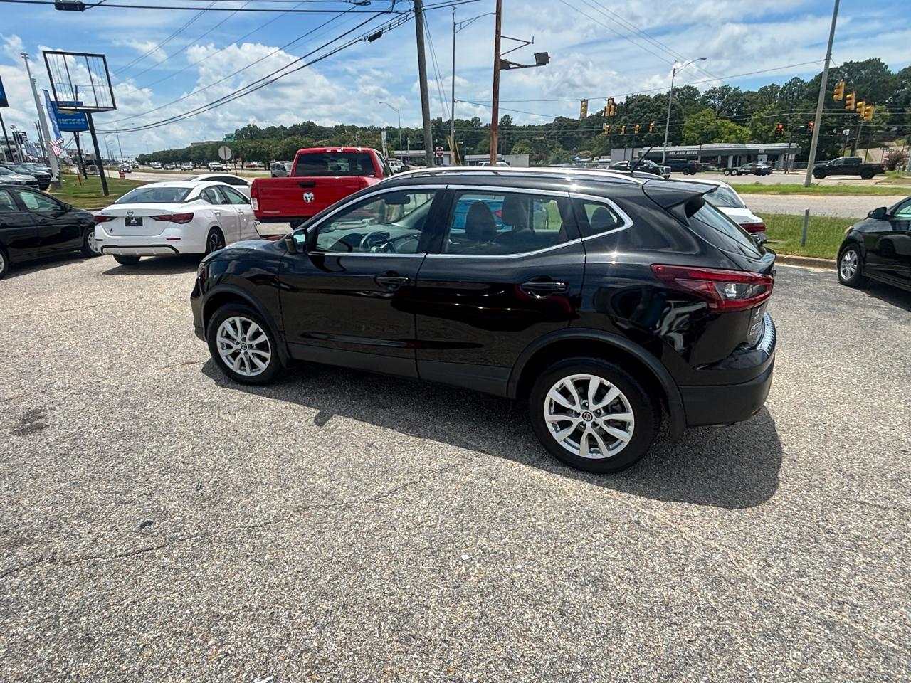 Nissan Rogue Sport  2022