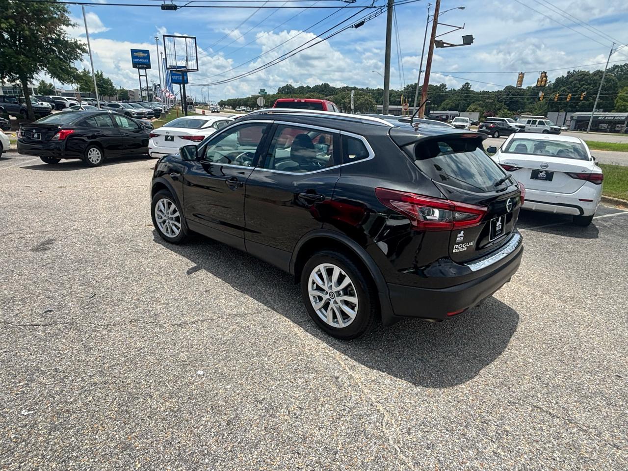 Nissan Rogue Sport  2022