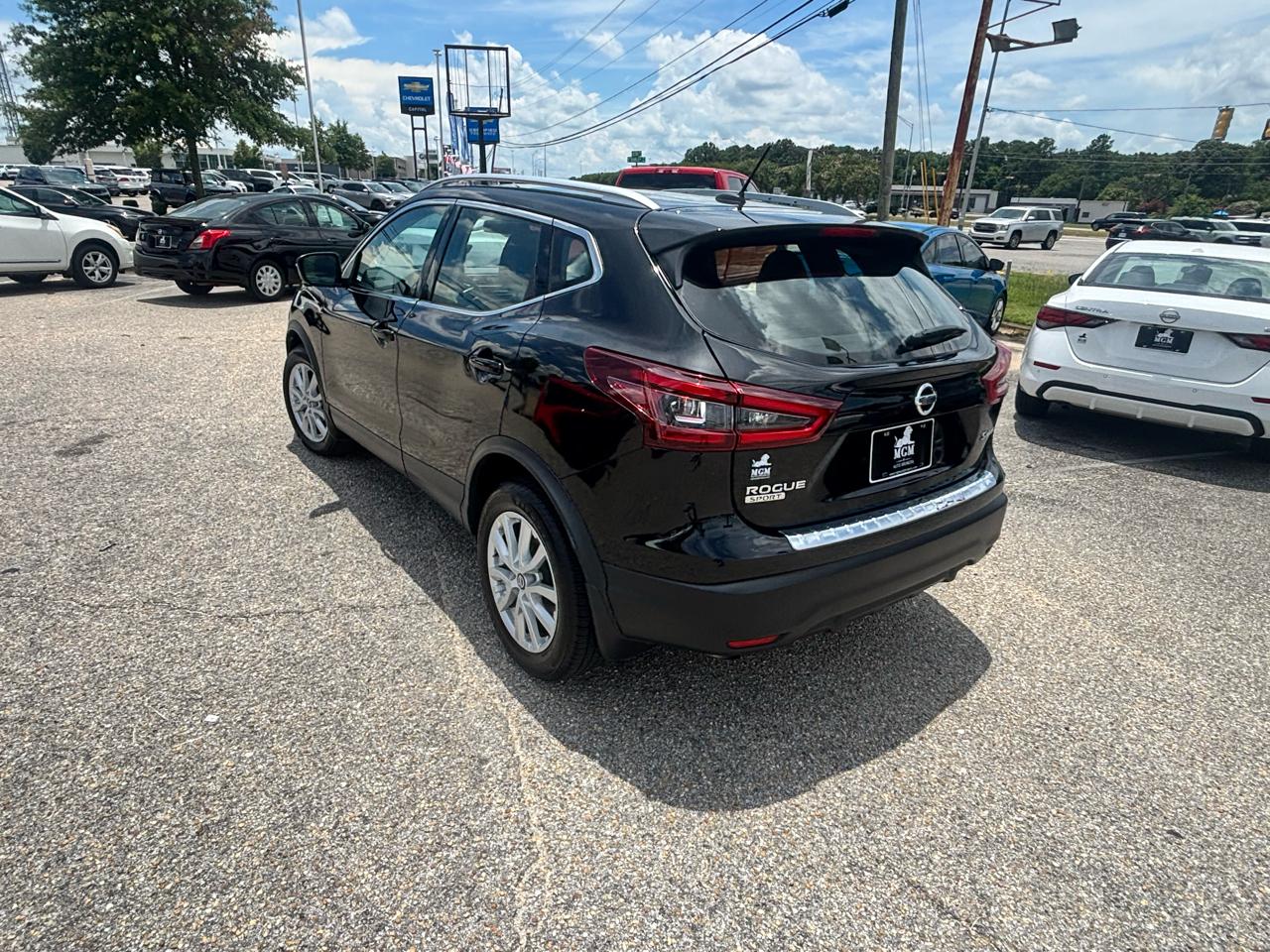 Nissan Rogue Sport  2022