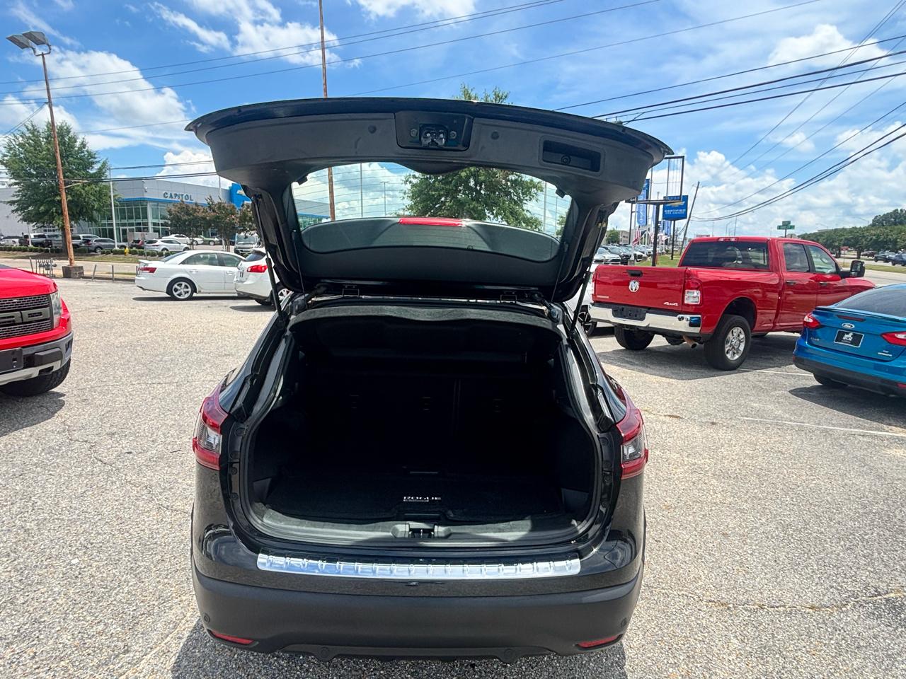 Nissan Rogue Sport  2022