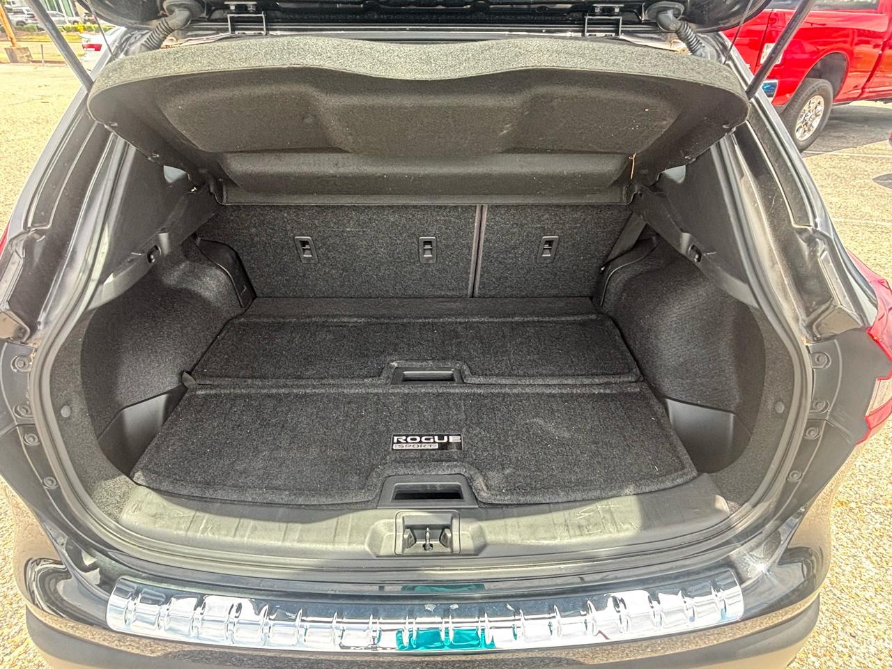 Nissan Rogue Sport  2022