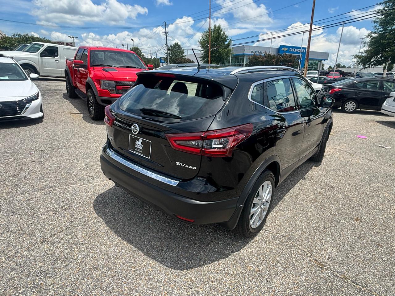 Nissan Rogue Sport  2022