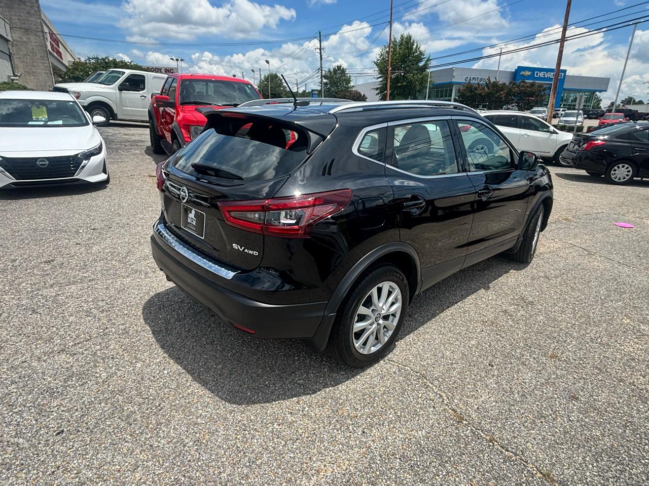 Nissan Rogue Sport  2022