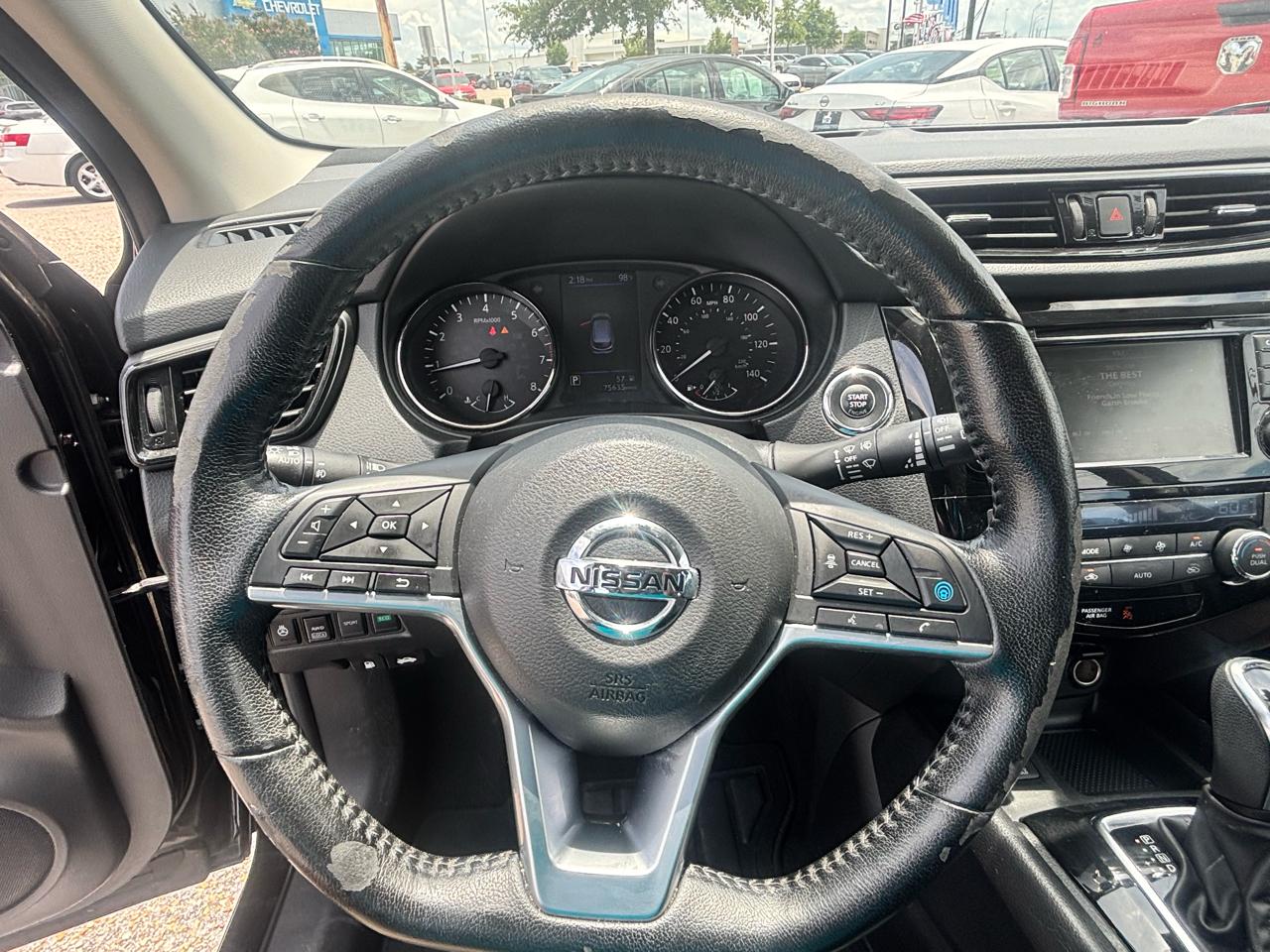 Nissan Rogue Sport  2022