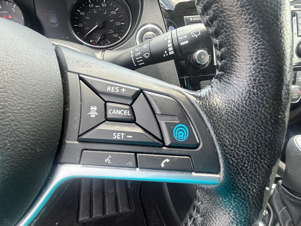 Nissan Rogue Sport  2022