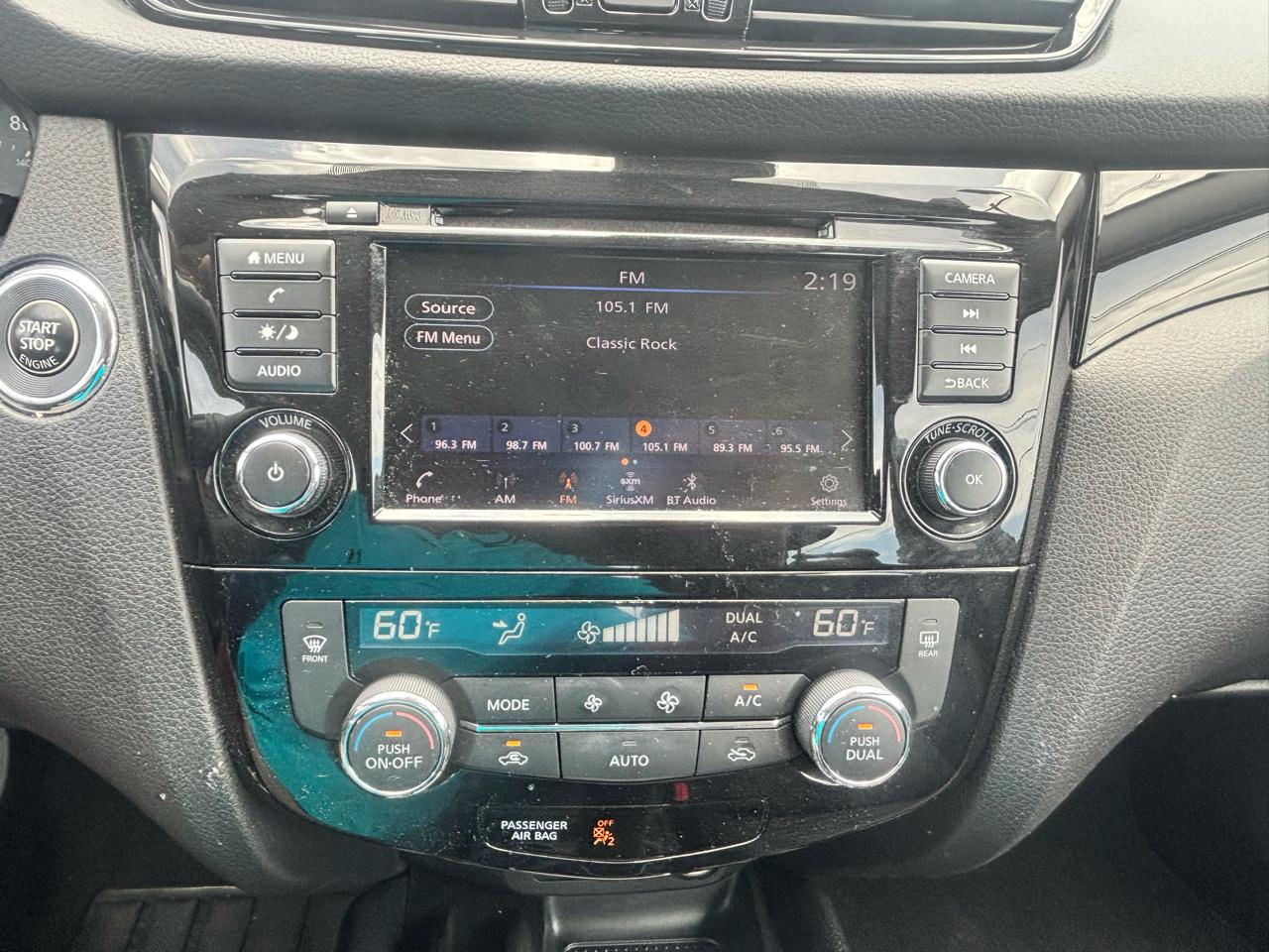 Nissan Rogue Sport  2022