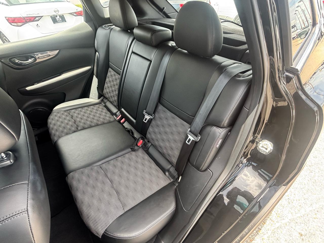 Nissan Rogue Sport  2022