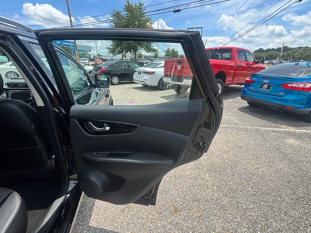 Nissan Rogue Sport  2022