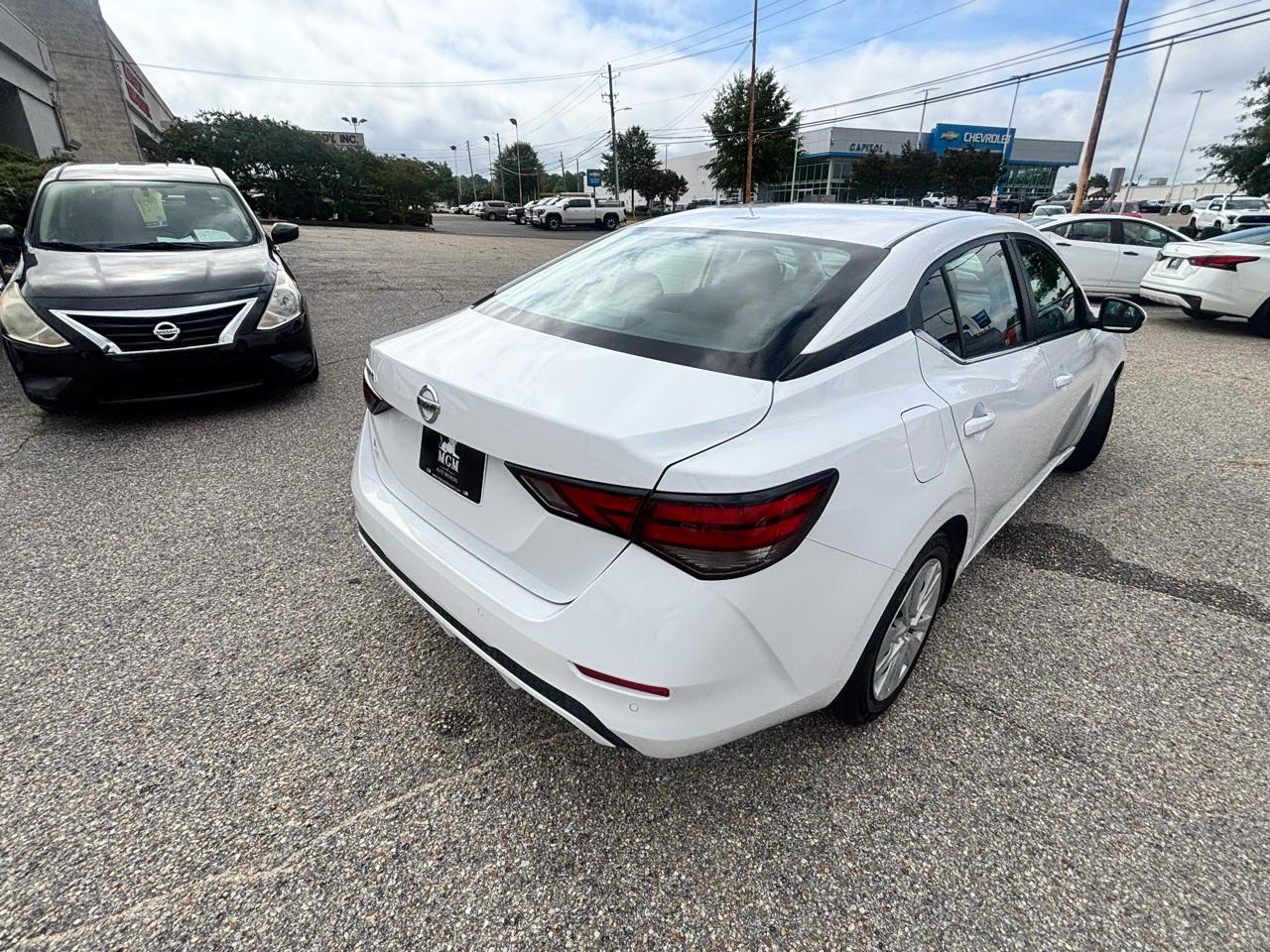 Nissan Sentra  2023