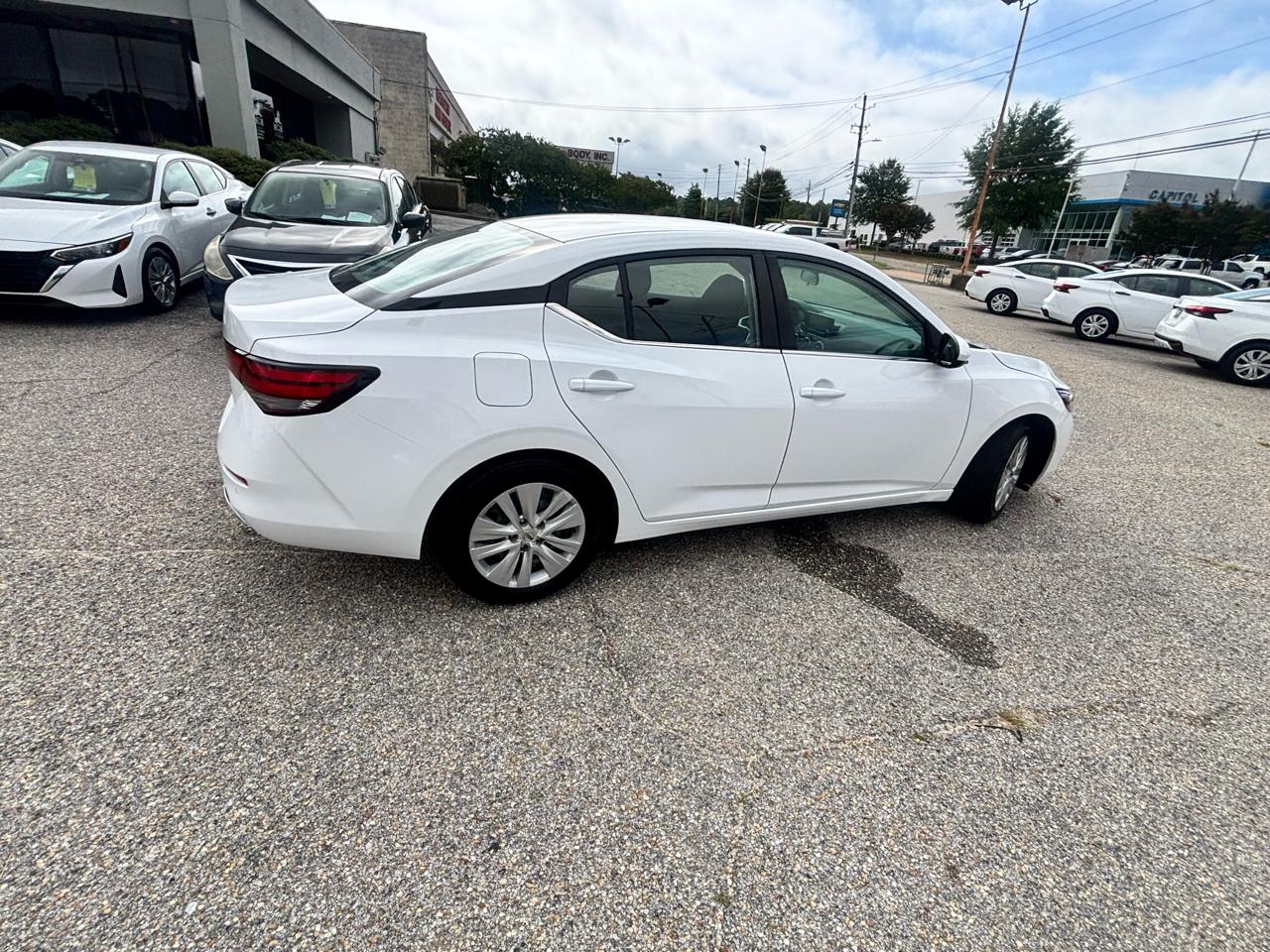 Nissan Sentra  2023