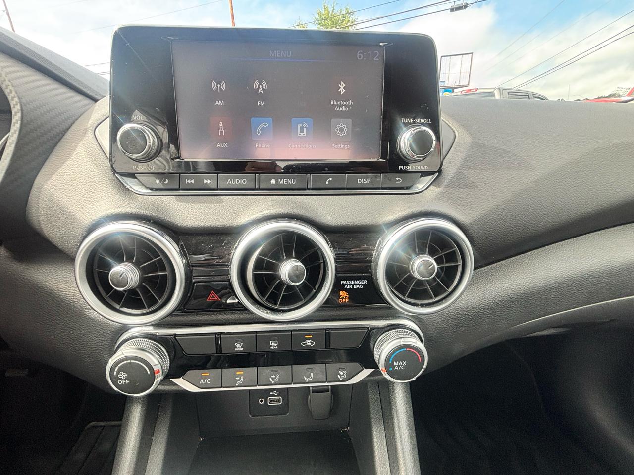 Nissan Sentra  2023