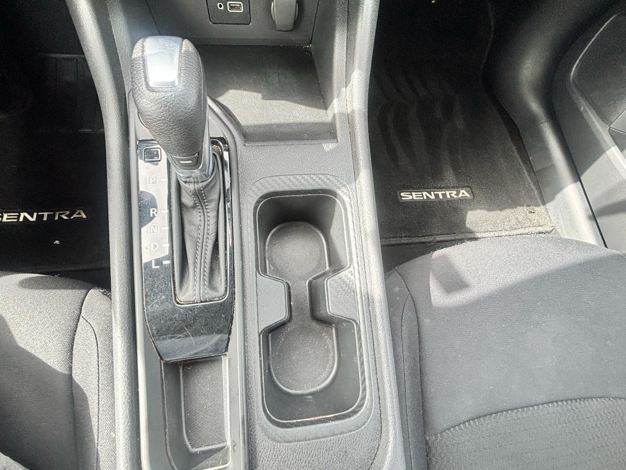 Nissan Sentra  2023