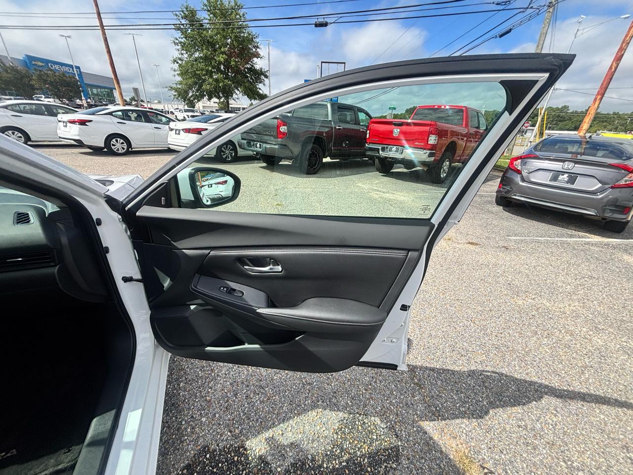 Nissan Sentra  2023