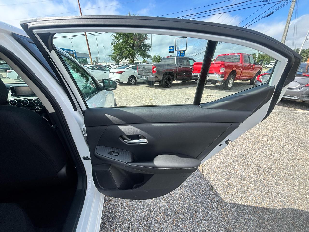 Nissan Sentra  2023