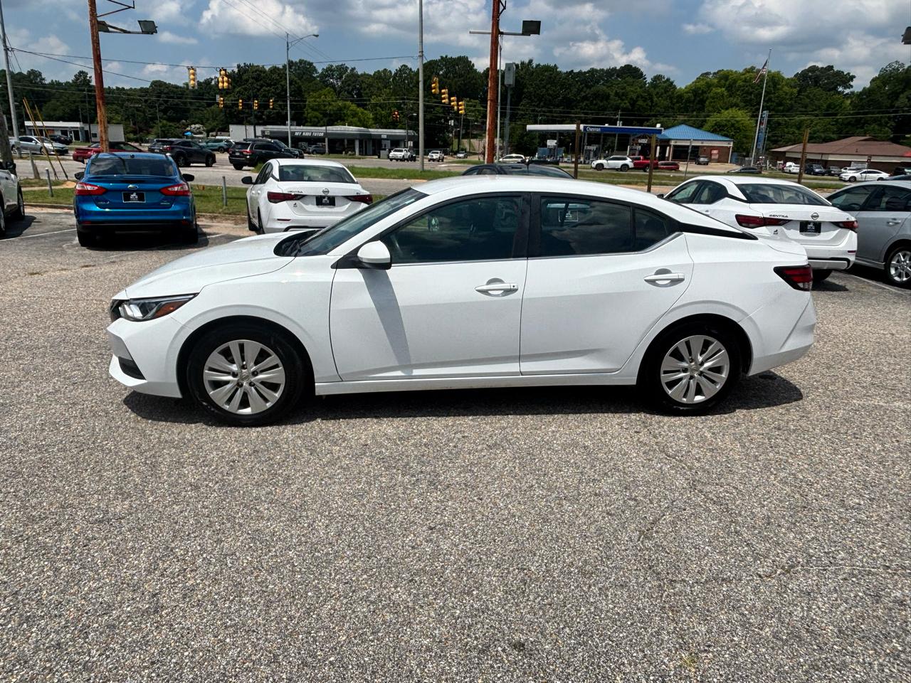 Nissan Sentra  2023