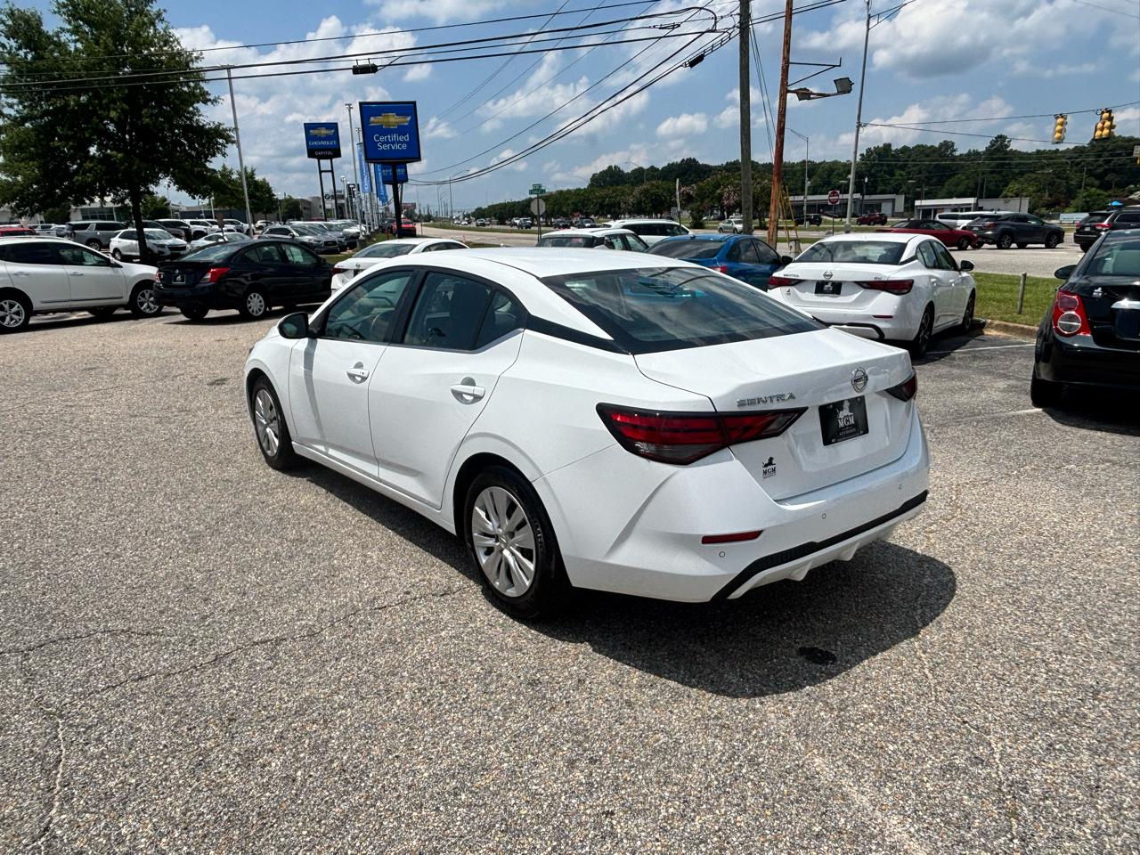 Nissan Sentra  2023