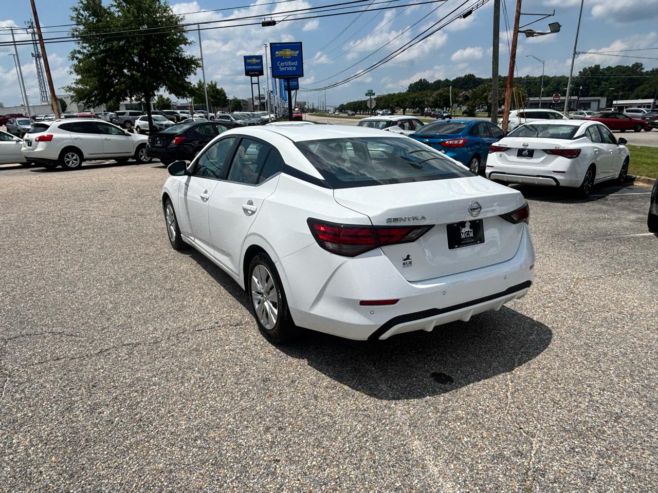 Nissan Sentra  2023