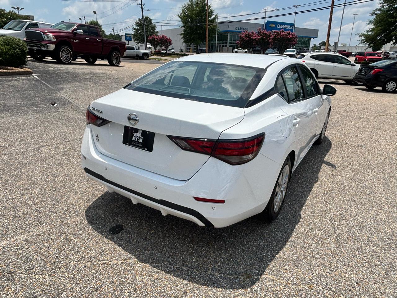 Nissan Sentra  2023