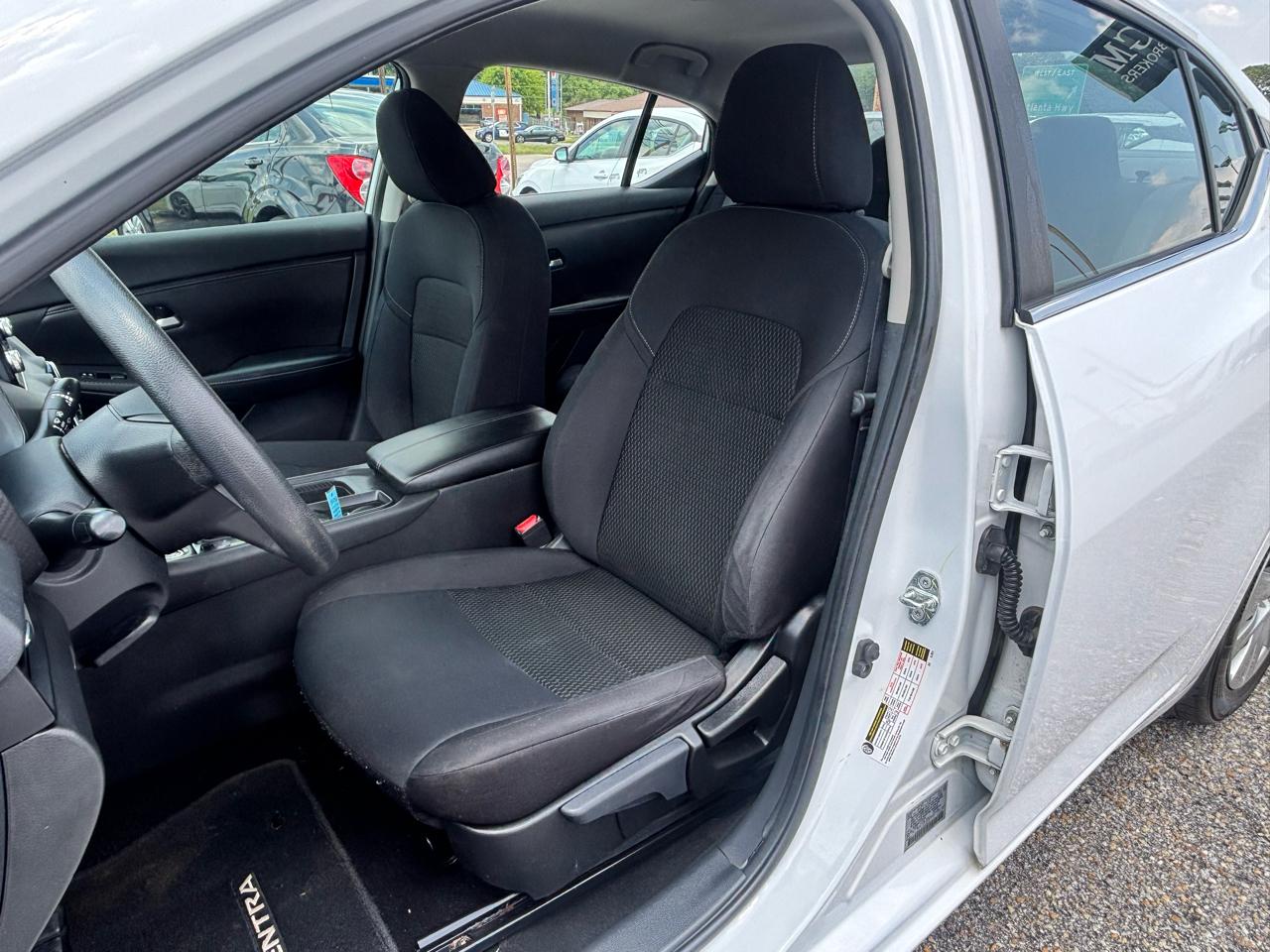 Nissan Sentra  2023