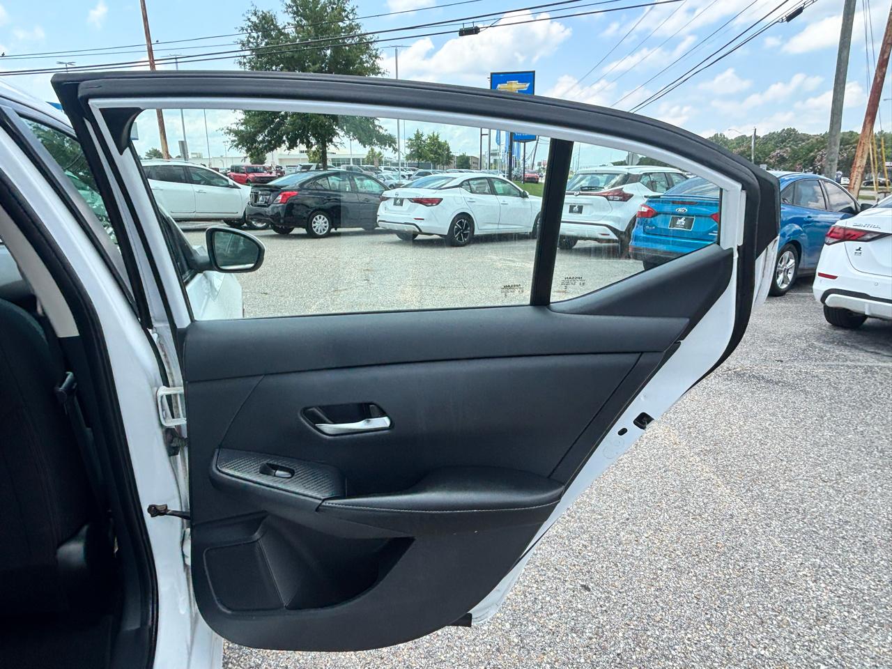 Nissan Sentra  2023