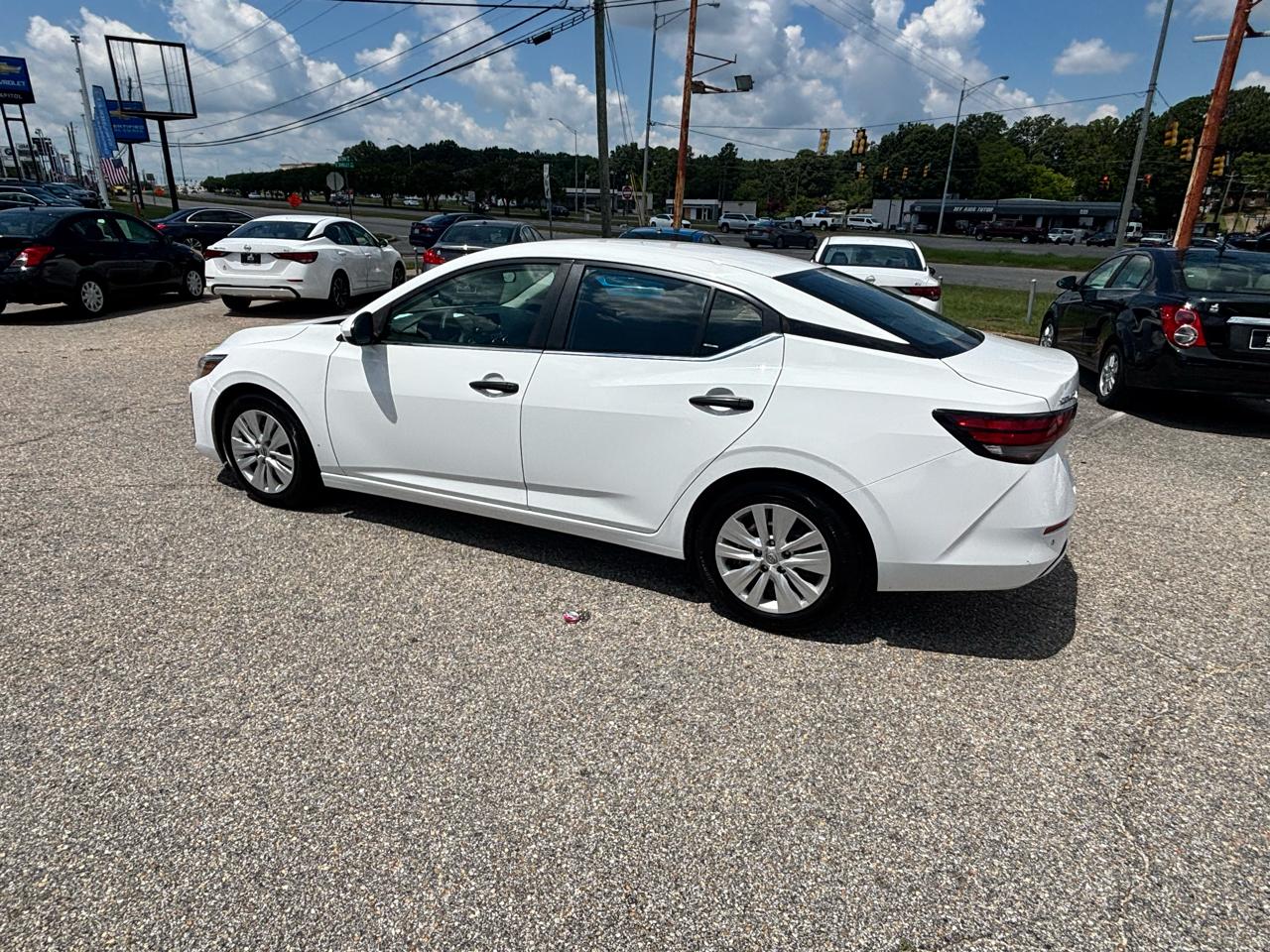 Nissan Sentra  2024