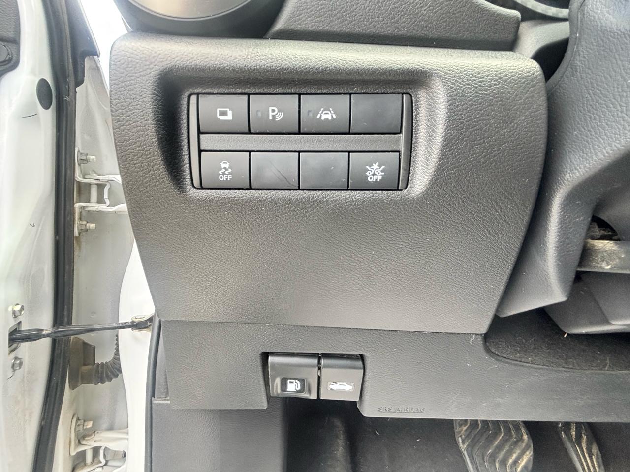 Nissan Versa  2023