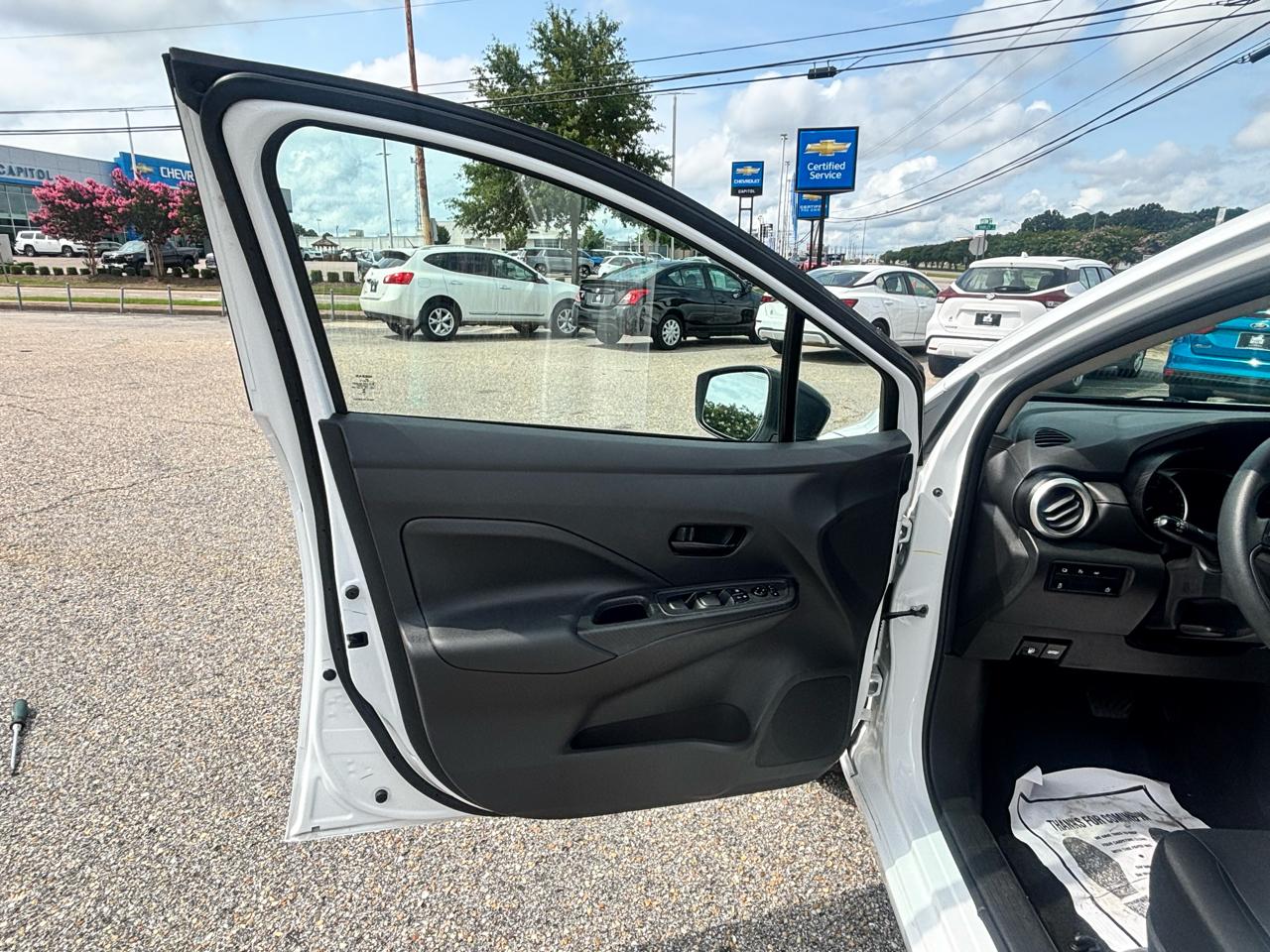 Nissan Versa  2024