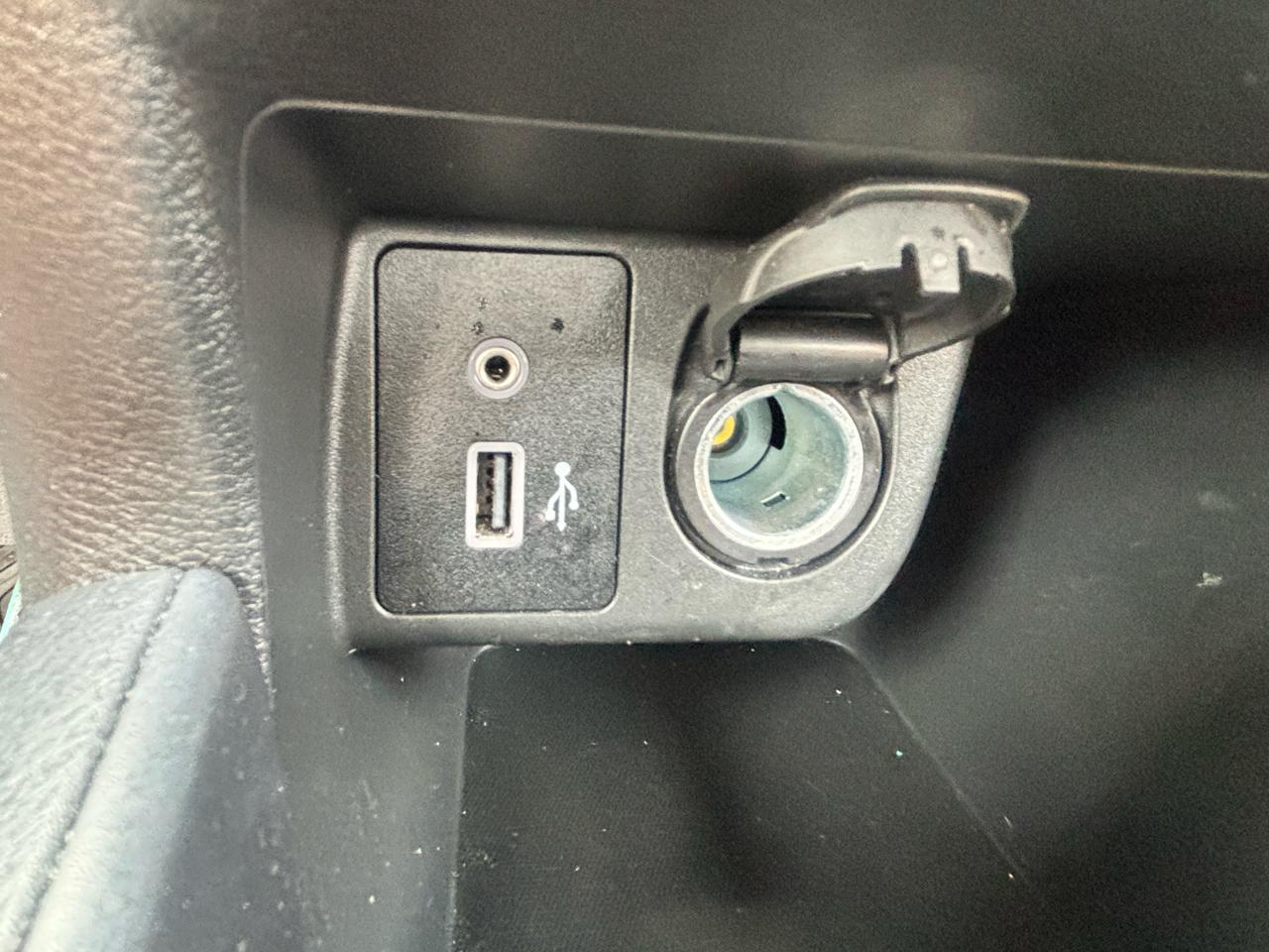 Nissan Versa  2024