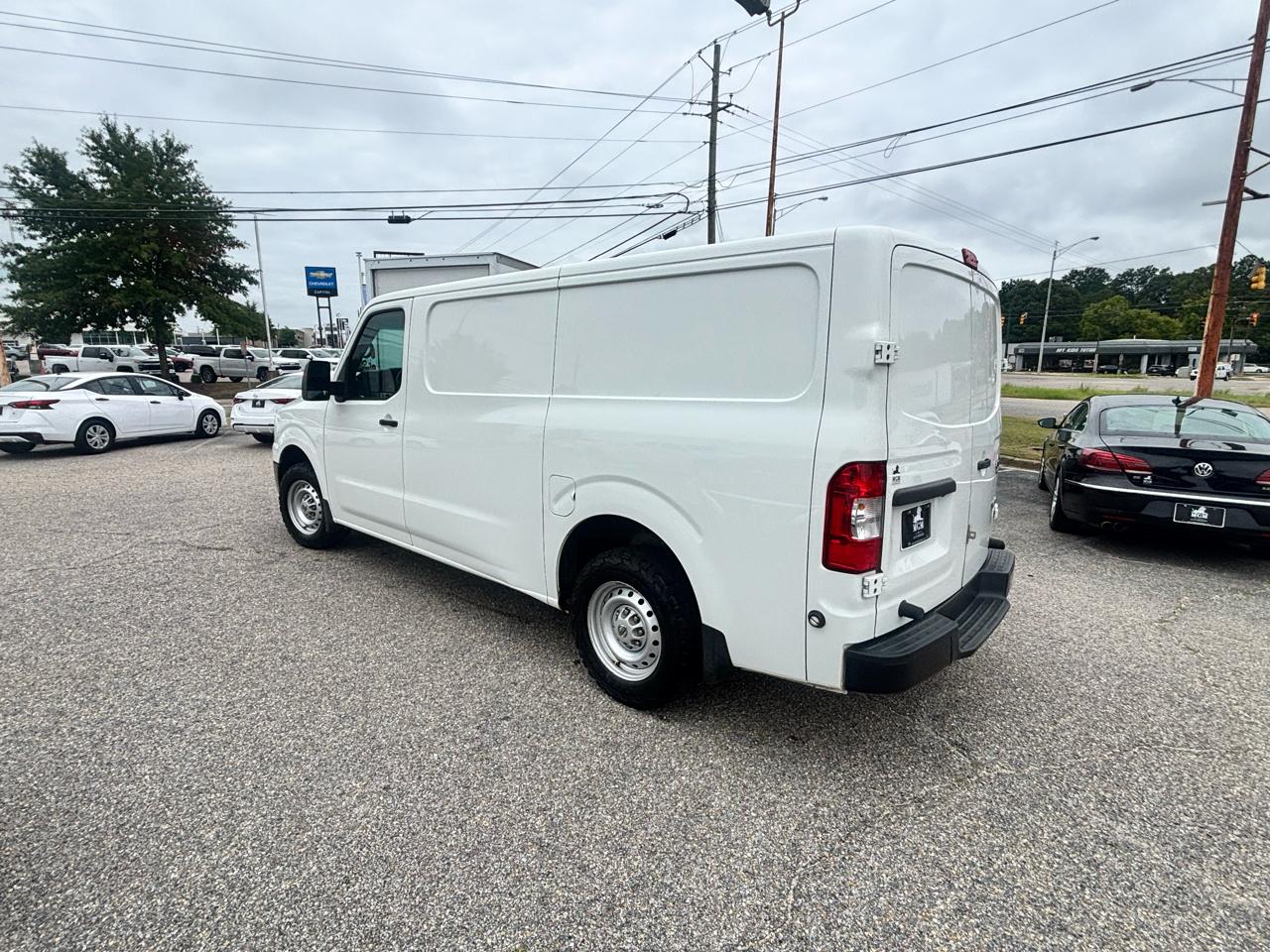 Nissan NV Cargo  2020