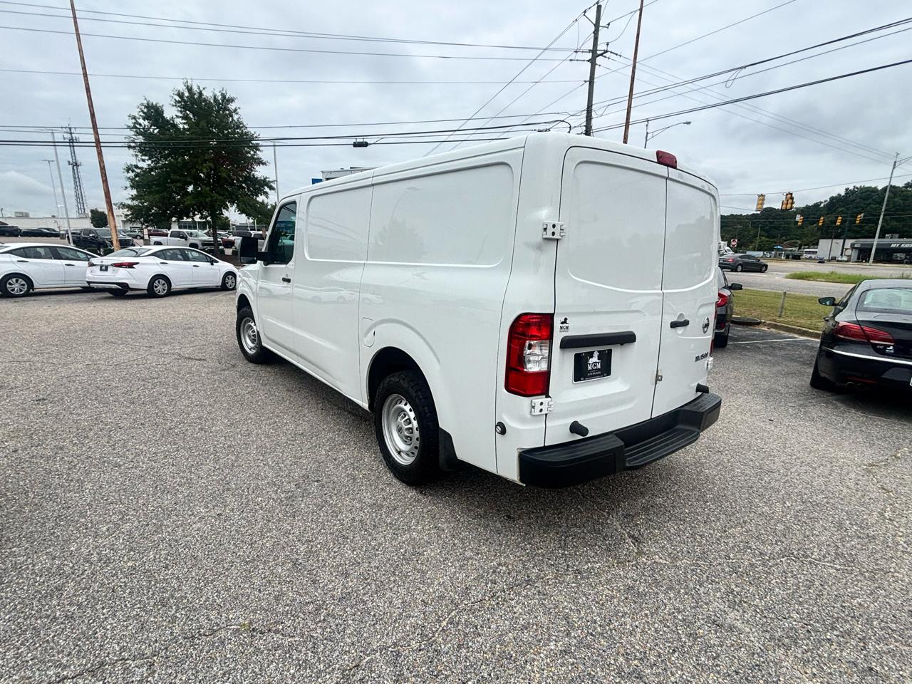 Nissan NV Cargo  2020
