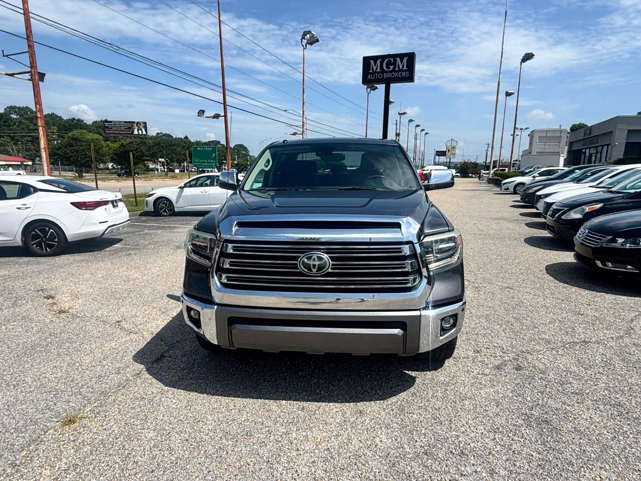 Toyota Tundra 2WD  2019