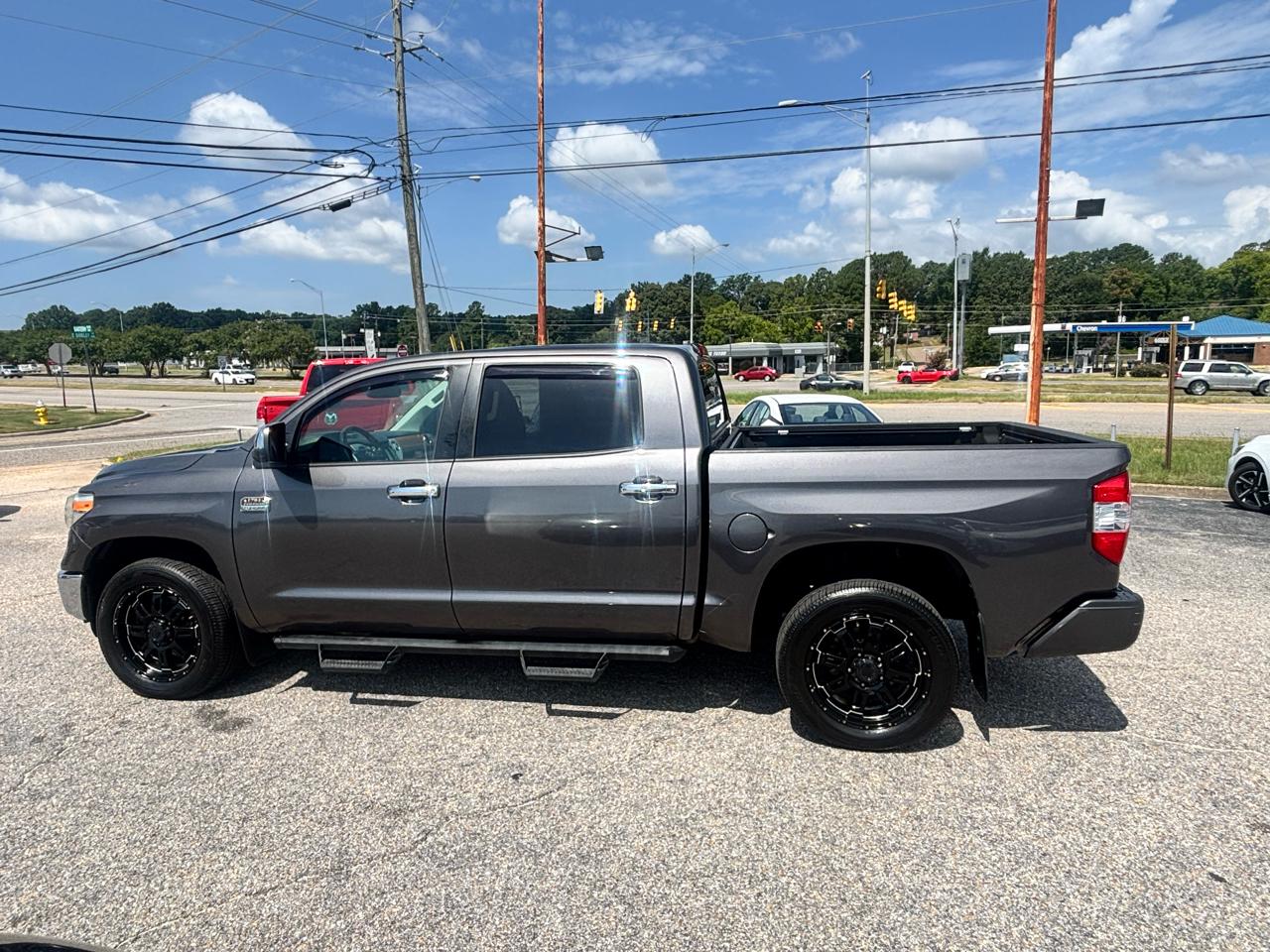 Toyota Tundra 2WD  2019
