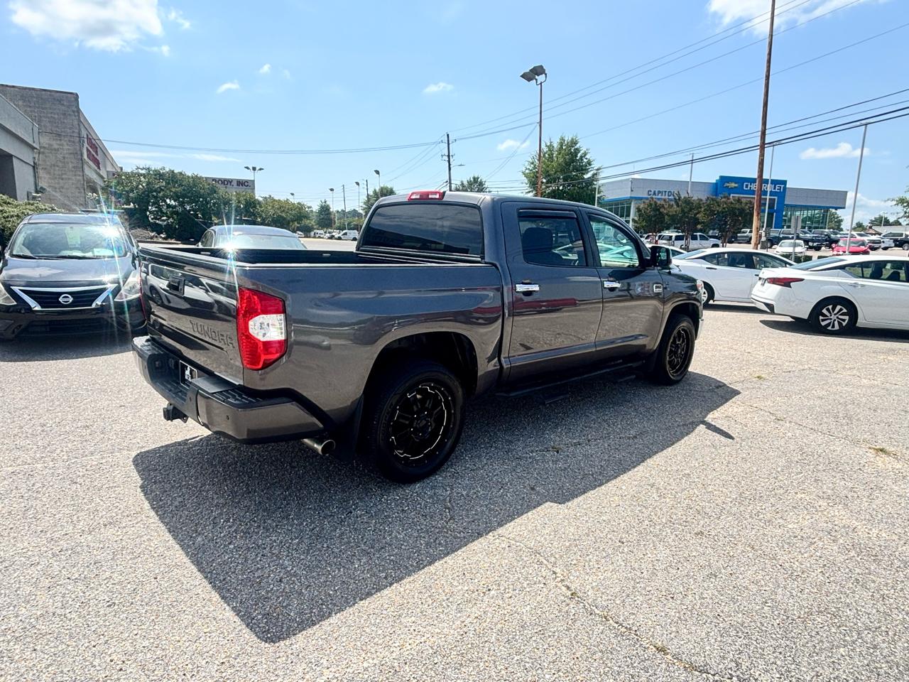 Toyota Tundra 2WD  2019