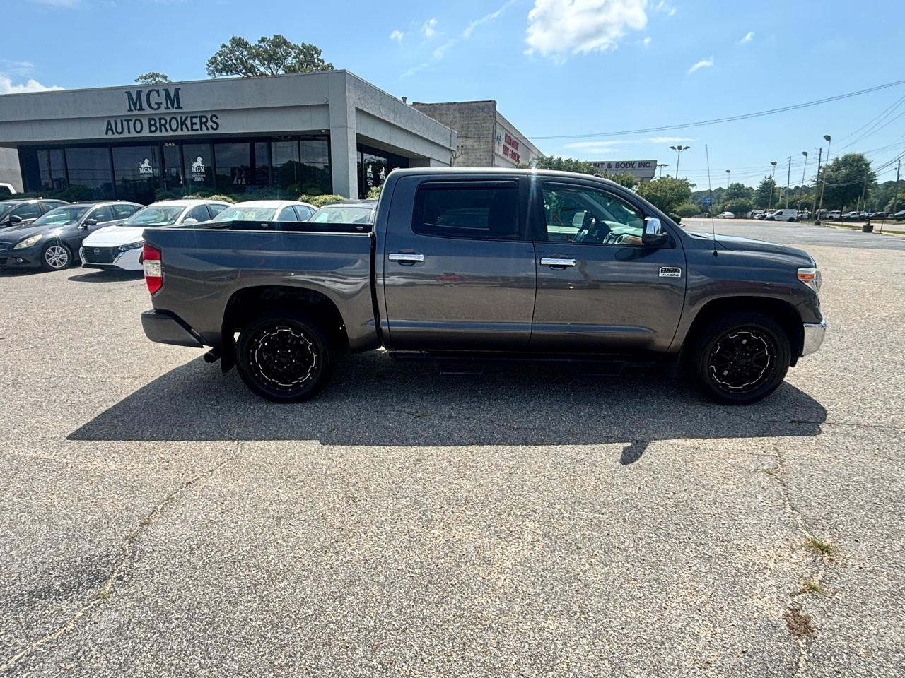 Toyota Tundra 2WD  2019