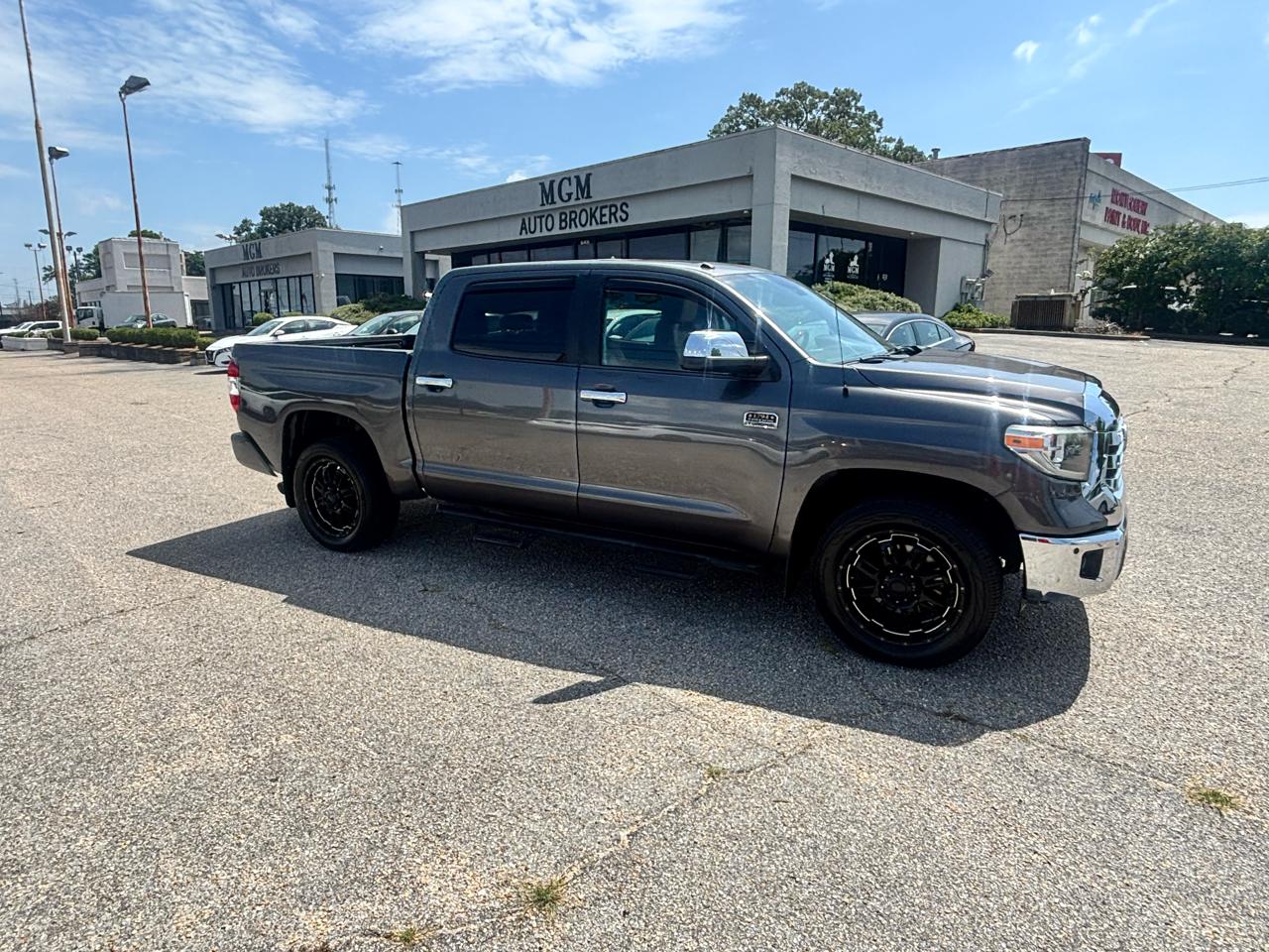 Toyota Tundra 2WD  2019