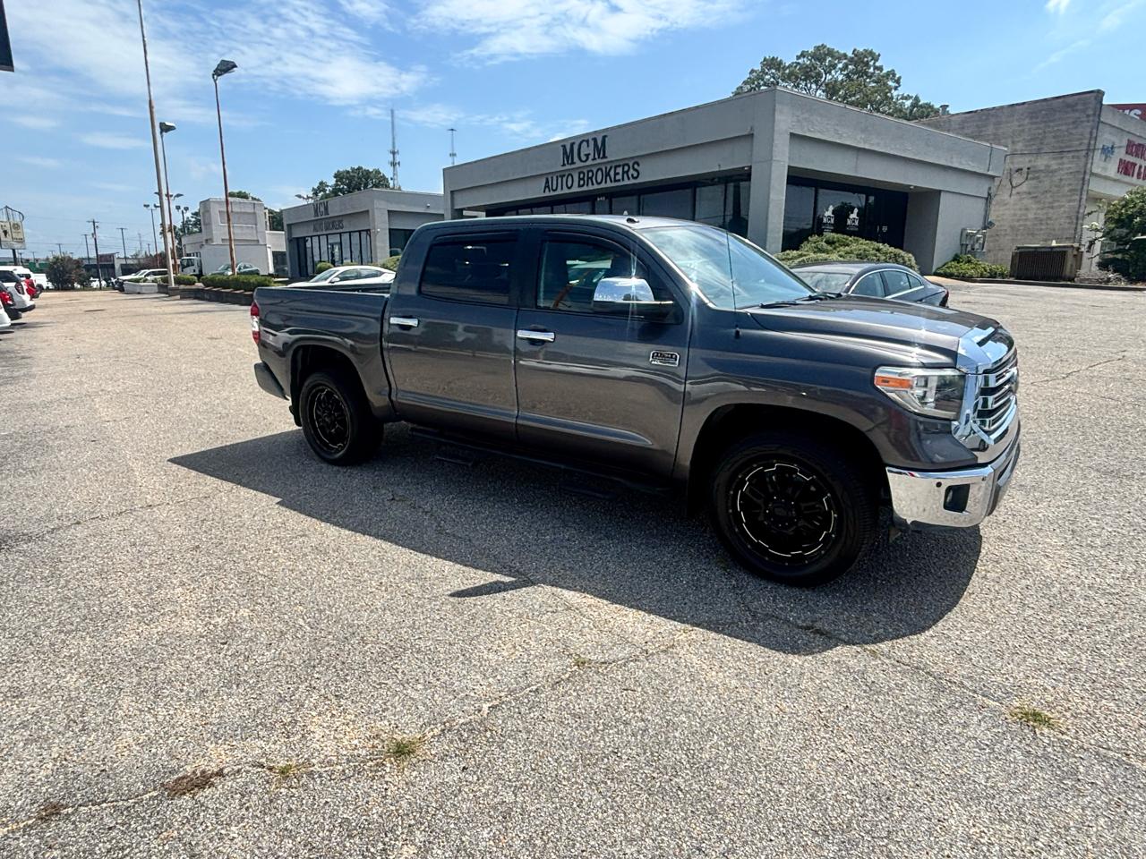 Toyota Tundra 2WD  2019