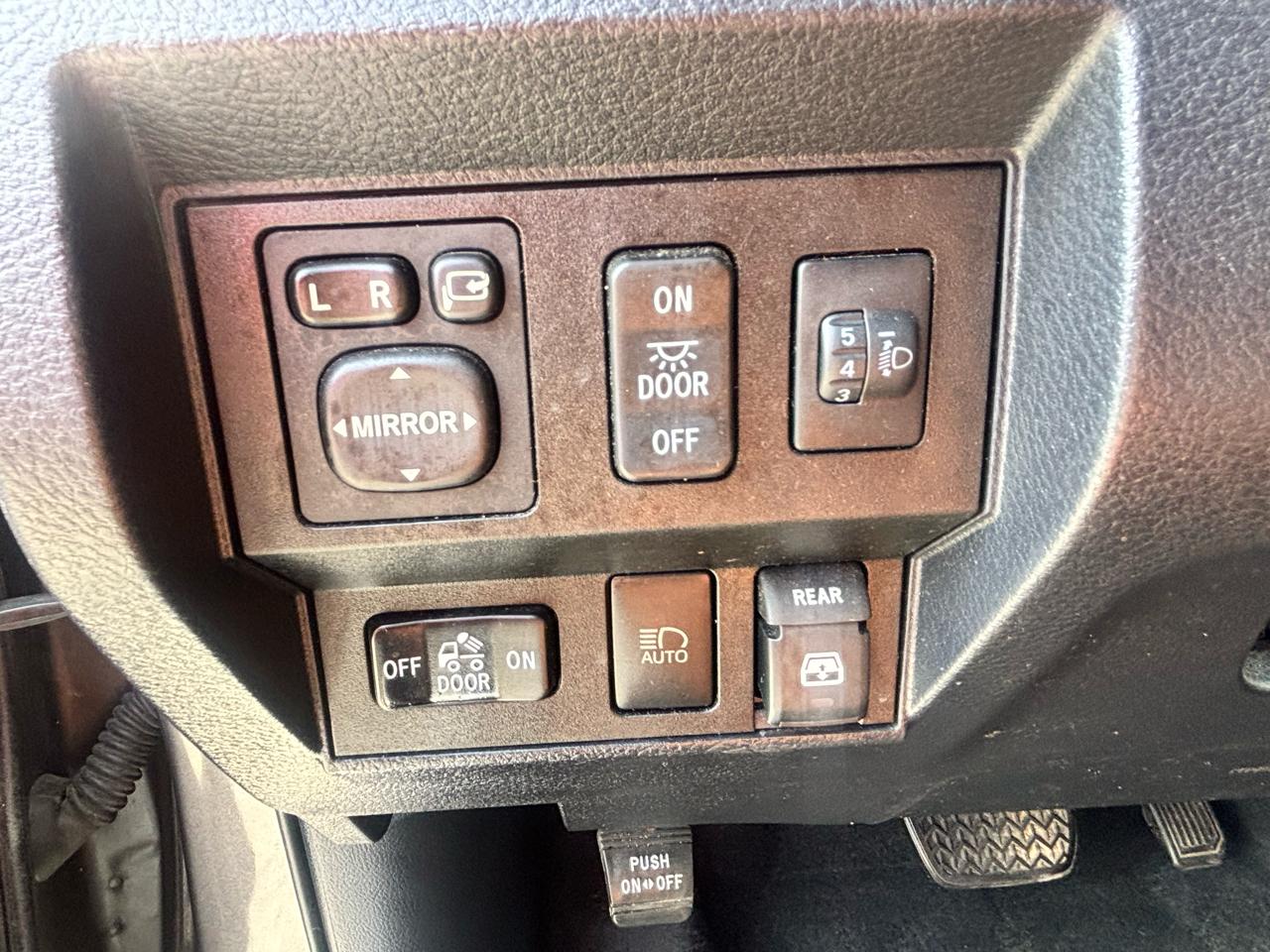 Toyota Tundra 2WD  2019