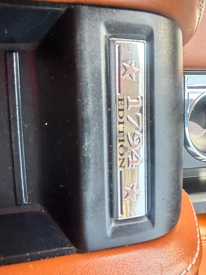 Toyota Tundra 2WD  2019