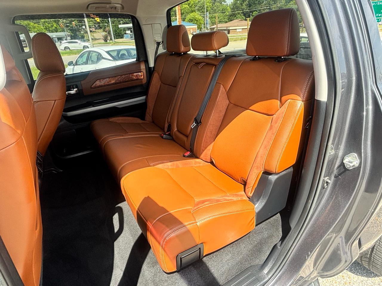 Toyota Tundra 2WD  2019