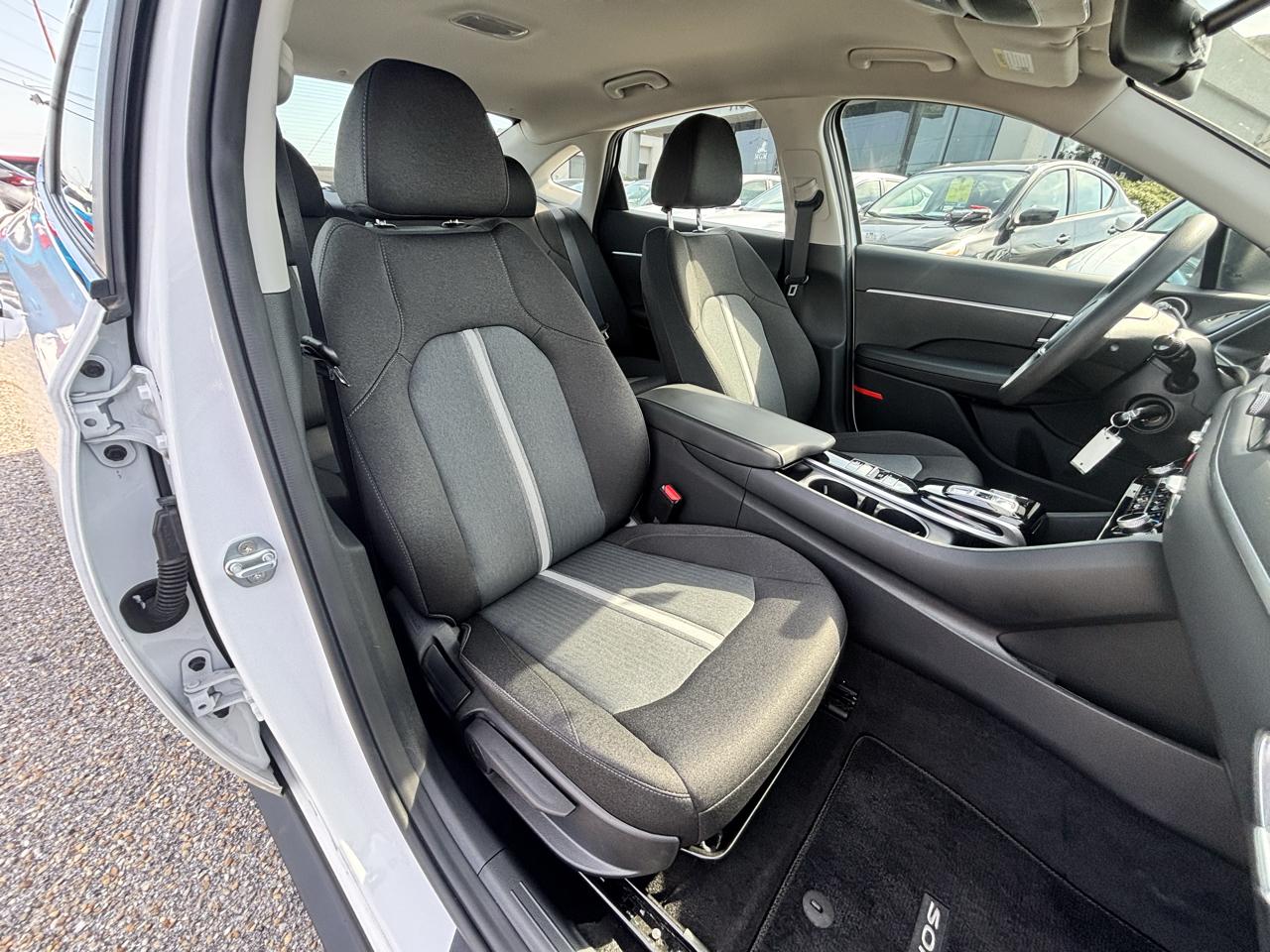 Hyundai Sonata  2021
